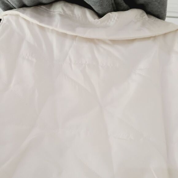 Liv & Piper vest from Vanity - Picture 4 of 10